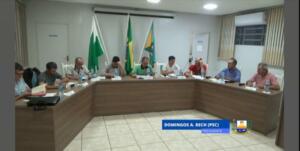 Vereadores votam Projeto de Lei do Poder Executivo Municipal.