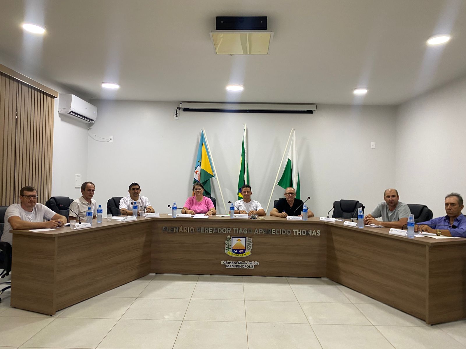 Câmara Municipal de Manfrinópolis realiza 2ª Sessão Extraordinária de 2025 e analisa projetos de lei importantes